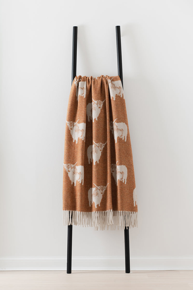 Nature Highland Cow Rust merino lambswool throw by Remony