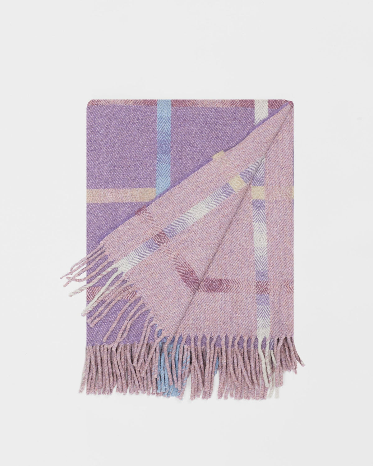 Maree Amethyst merino lambswool throw by Remony - detail