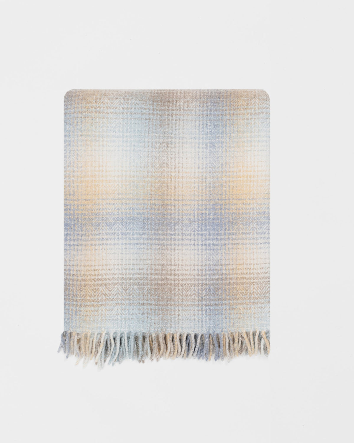 Lunan Shore merino lambswool throw by Remony - detail