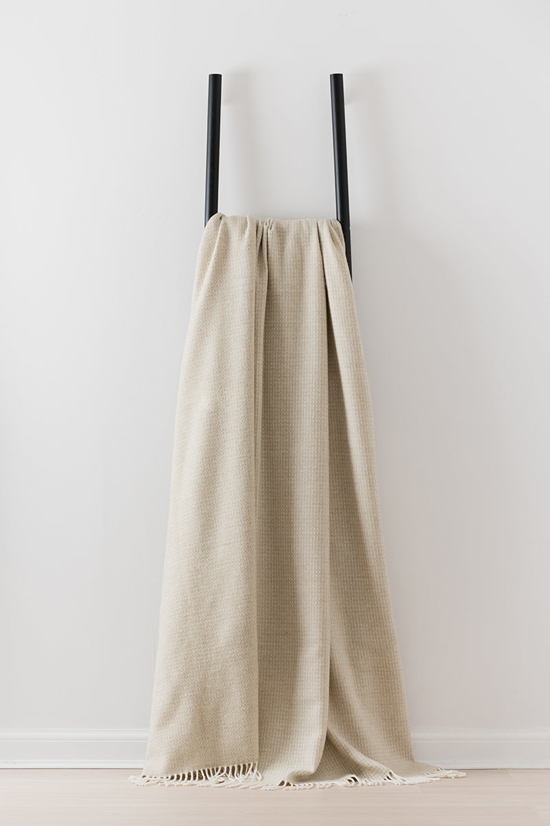 Clova Moss merino lambswool throw by Remony
