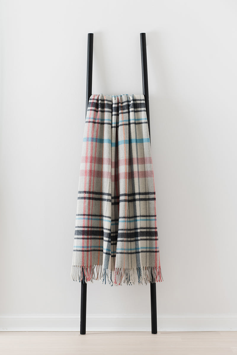 Pitnacree Rose merino lambswool throw by Remony