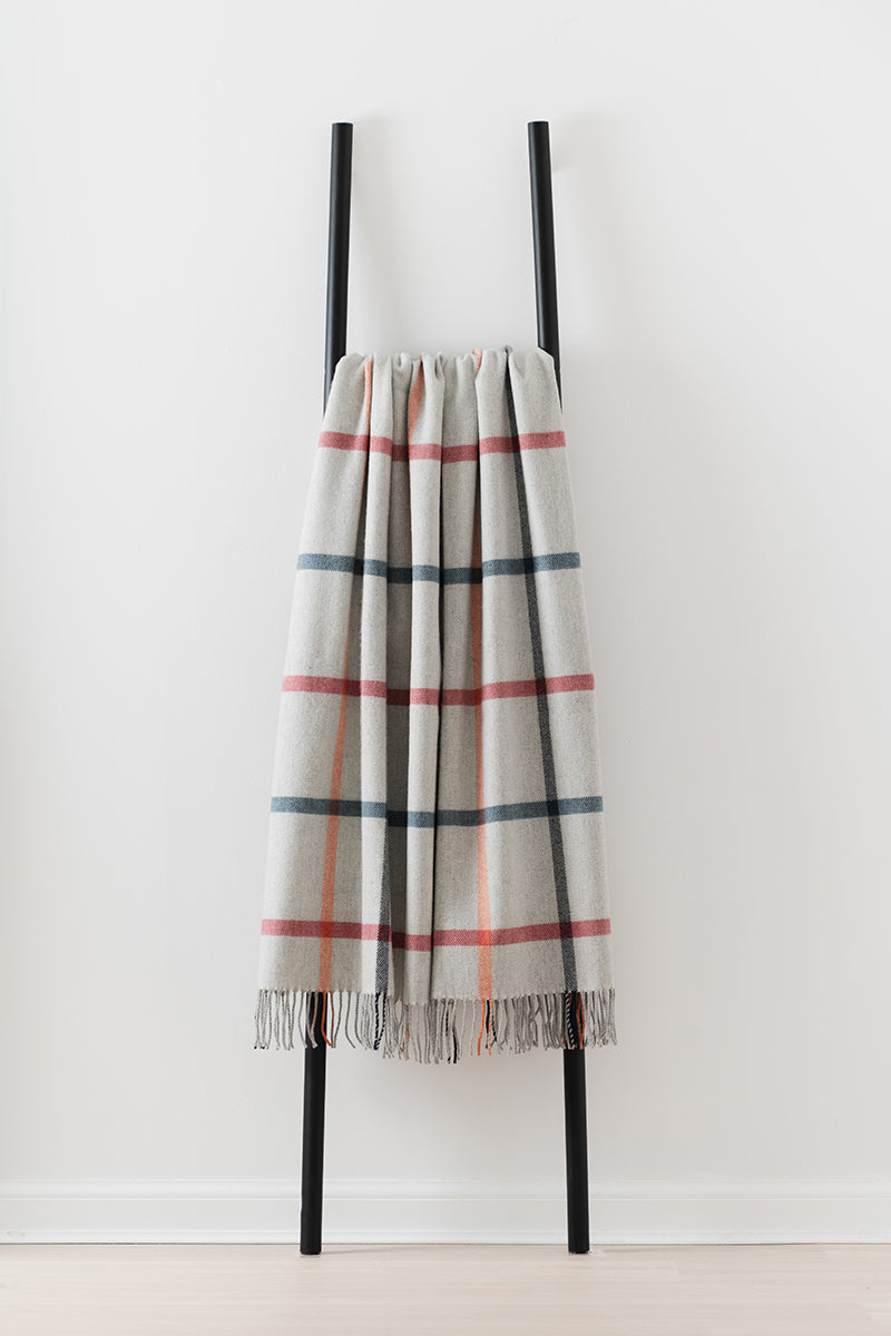 Milton Melba merino lambswool throw by Remony