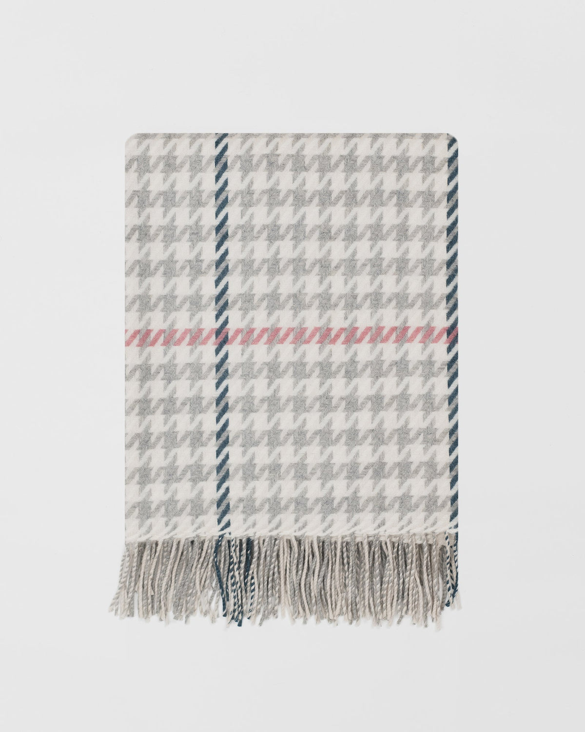 Carroglen Silver merino lambswool throw by Remony - detail