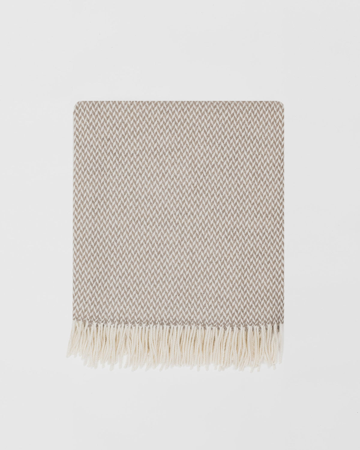 Balintyre Sand merino lambswool throw by Remony - detail