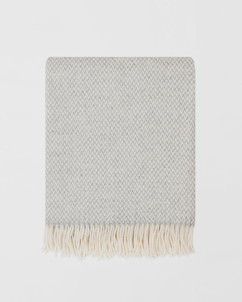 Balintyre Cloud merino lambswool throw by Remony - detail
