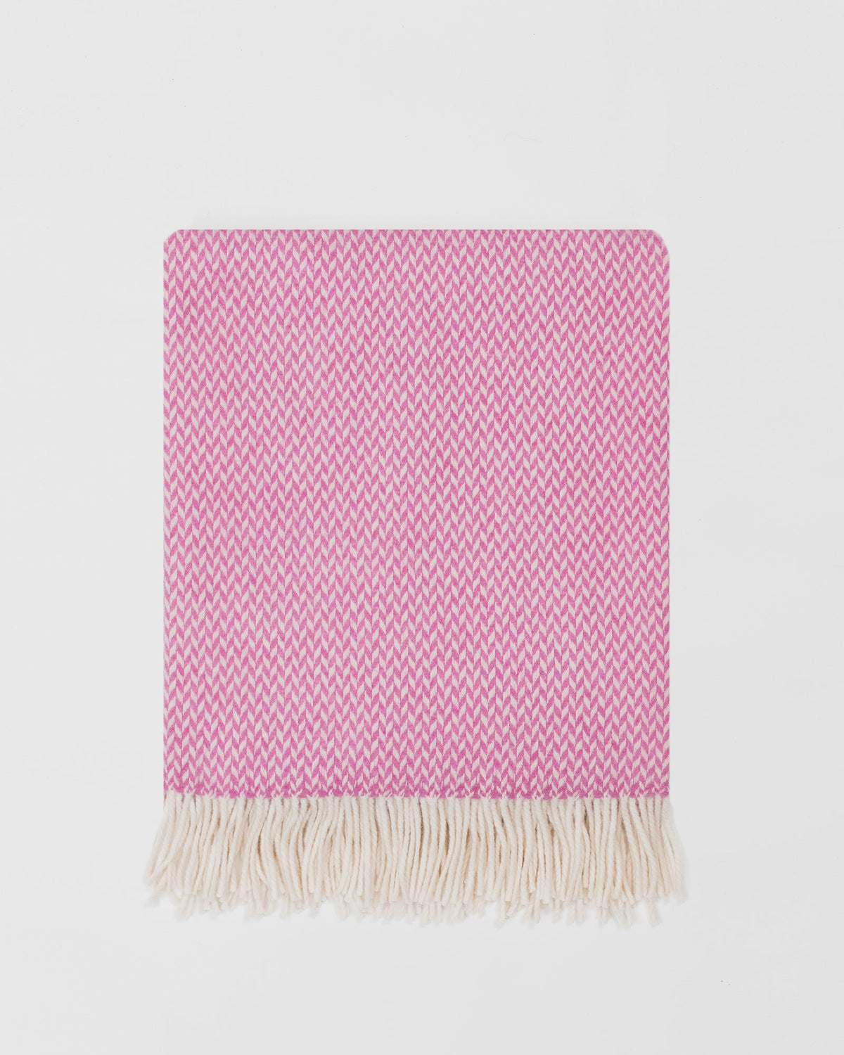 Balintyre Foxglove merino lambswool throw by Remony - detail
