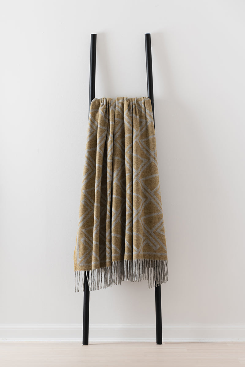 Fortriu Mead merino lambswool throw by Remony