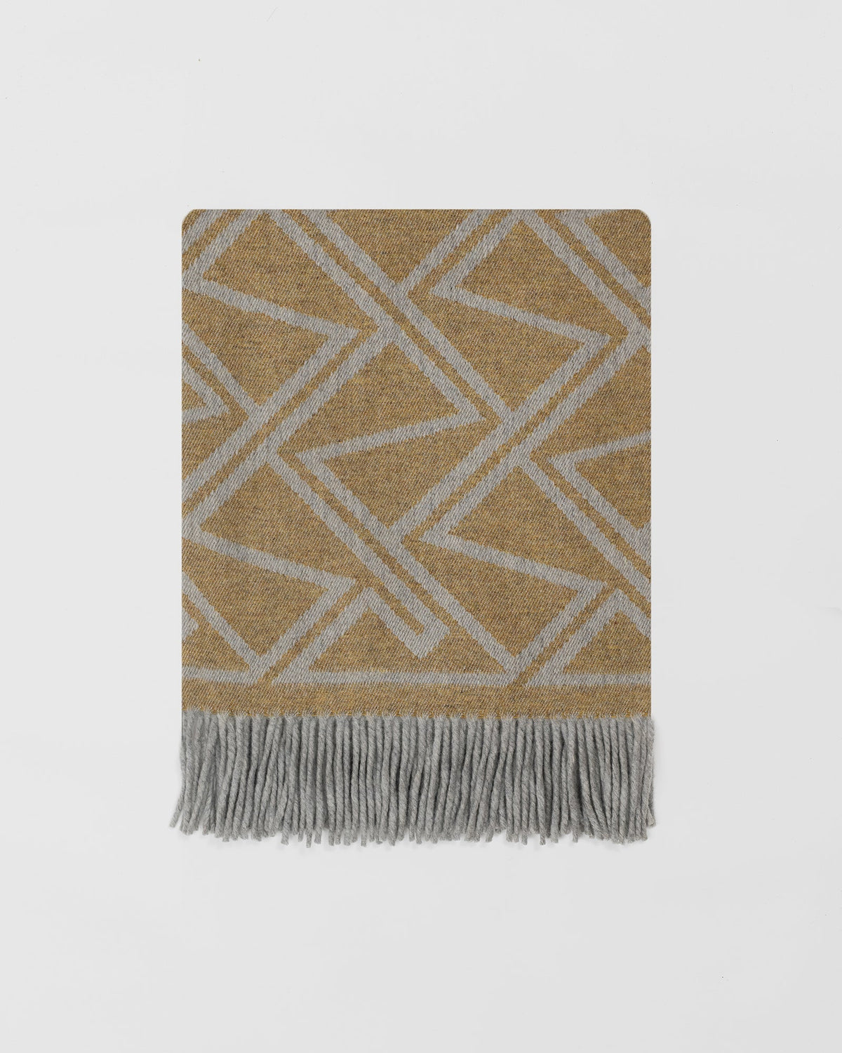 Fortriu Mead merino lambswool throw by Remony - detail