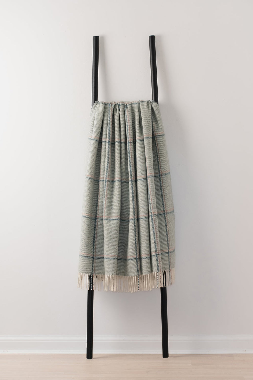 Weem Surf recycled wool throw by Remony
