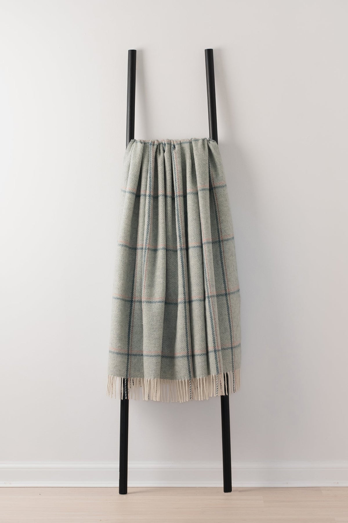 Weem Surf recycled wool throw by Remony