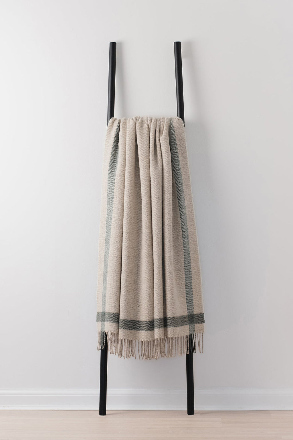 Stix Barley recycled wool throw by Remony